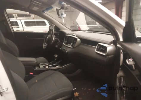 2019 Kia Sorento 2.4L Lx from USA, damaged, VIN 5XYPGDA33KG524265